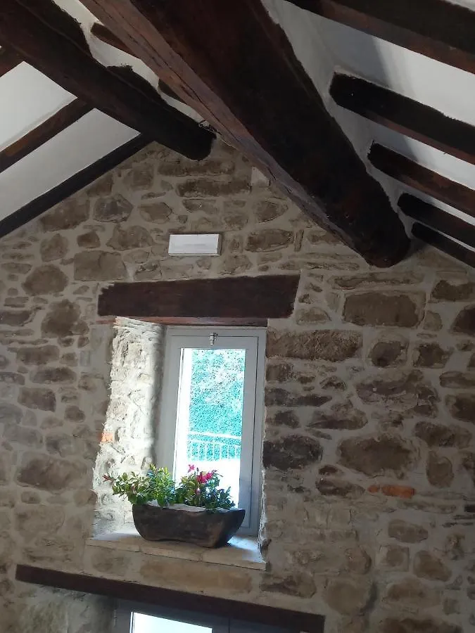Tenuta La Scure Il Focolare Cortona 0*,